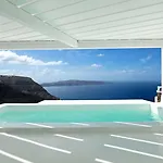 Lilium Santorini Hotel