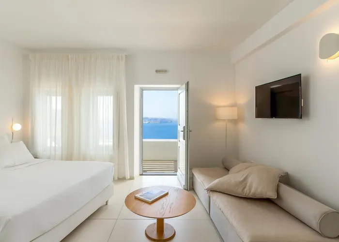 Hotel Lilium Santorini 5*