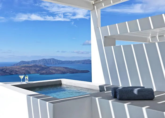 Lilium Santorini Hotel
