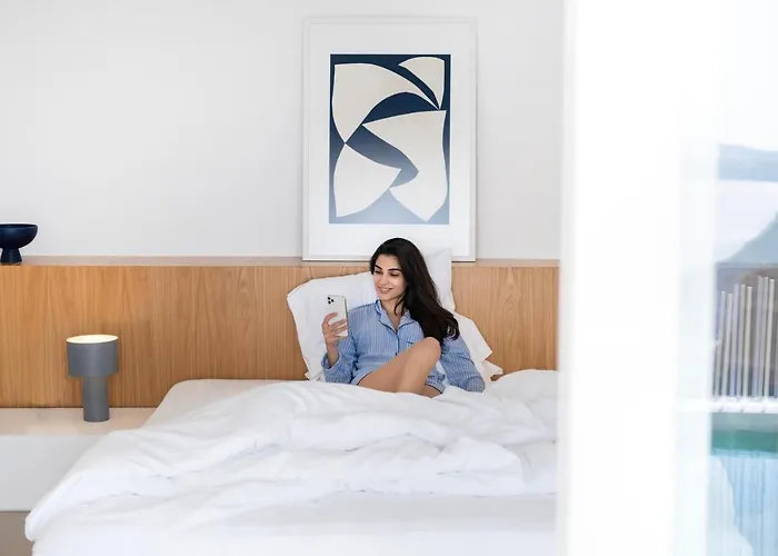 Hotel Lilium Santorini 5*