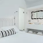 Lilium Santorini Hotell 5*