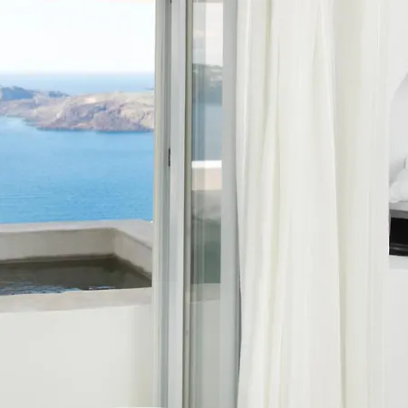 Otel Lilium Santorini 5*