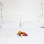 Lilium Santorini Hotel