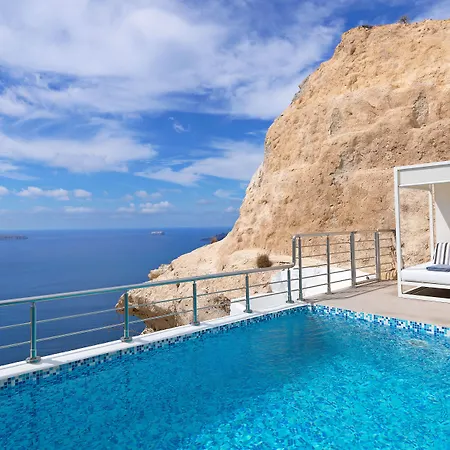 Lilium Santorini Hotel