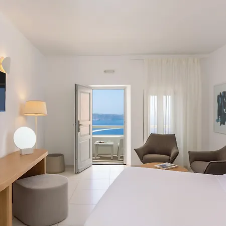 Lilium Santorini Hotel