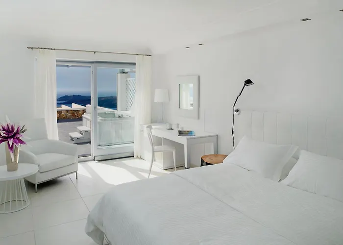 Lilium Santorini 5* Firá