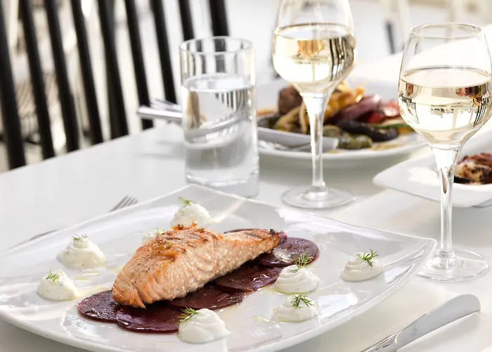 Hotel Lilium Santorini 5*