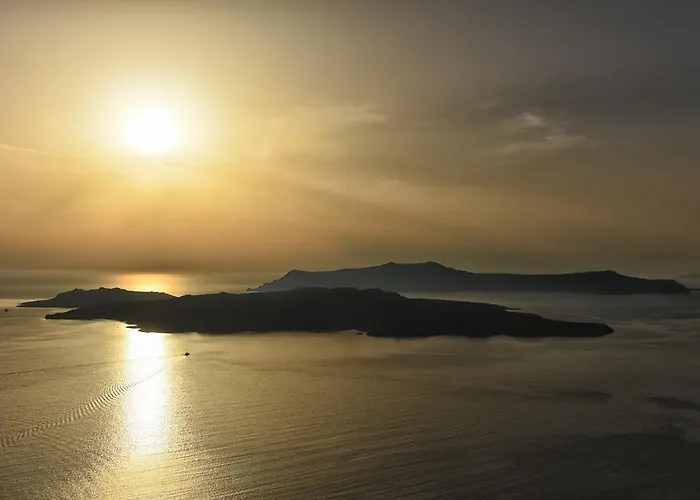 Hotel Lilium Santorini Firá