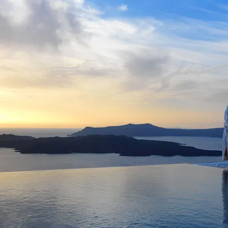 Lilium Santorini ثيرا